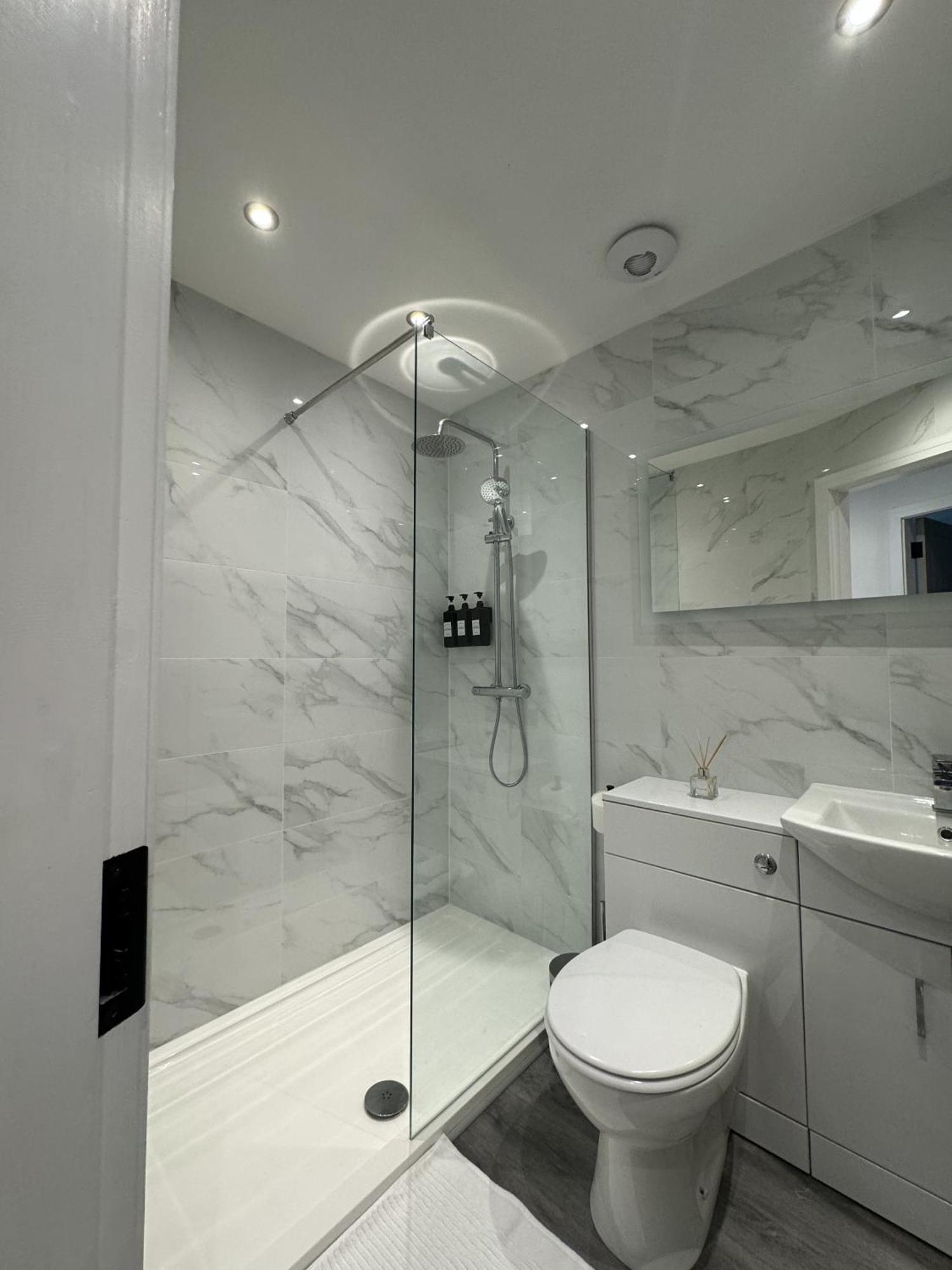 Central Hull Apartments Кингстън ъпон Хъл Екстериор снимка
